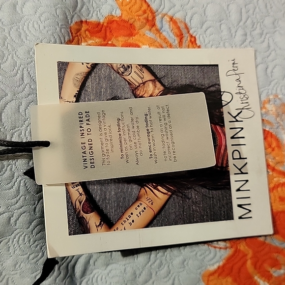 NWT MinkPink mini skirt sz small - Picture 3 of 5